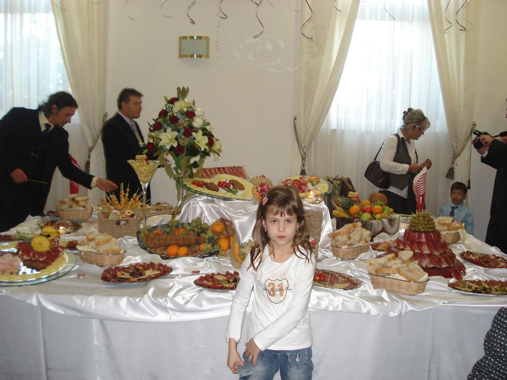 Hotel Metković المظهر الخارجي الصورة