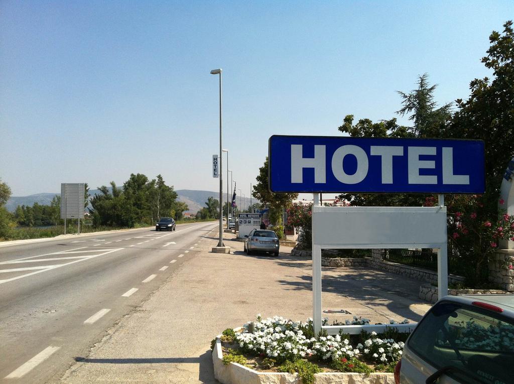Hotel Metković المظهر الخارجي الصورة